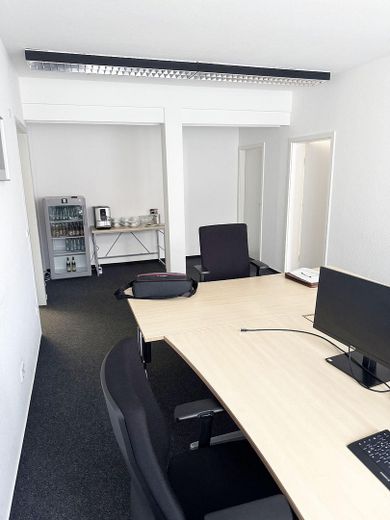 Büro 1