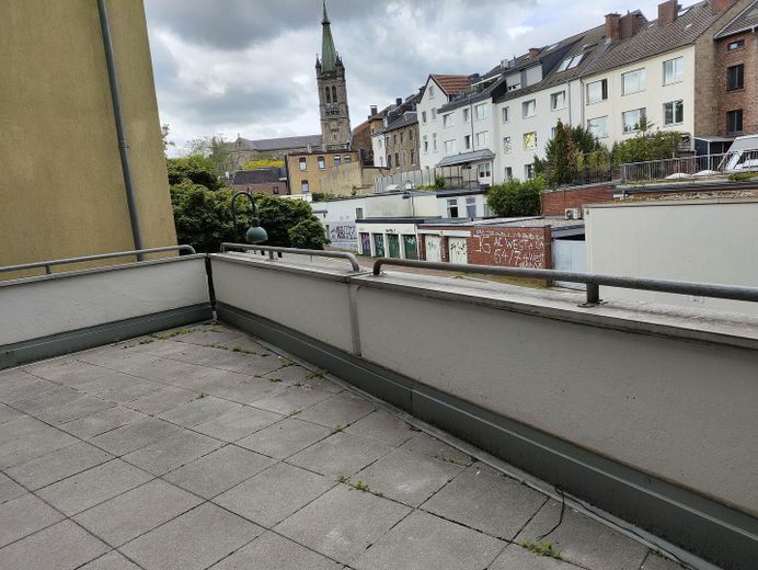 2-Zimmer Wohnung im Zentrum – Terrasse Ausblick
