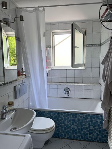 Provisionsfrei - 3ZKB in Göggingen mit Balkon und Stellplatz – Foto 8