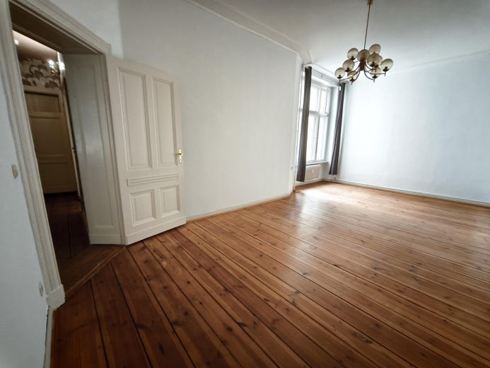Zonder courtage in Neukölln: 3-kamerappartement aan het Tempelhofer Feld en vlak bij de Schillerkiez – Foto 11