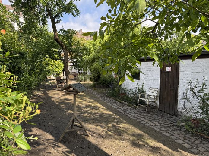 Ehrenfeld-Bickendorf: Wunderschönes Landhaus mit Hof und großem Garten, ökologisch saniert – Gartenhaus
