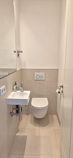 Potsdam'un kalbinde çatı katı dairesi - 136qm, aydınlık, ferah, ayrıcalıklı manzaralı – Gäste-WC