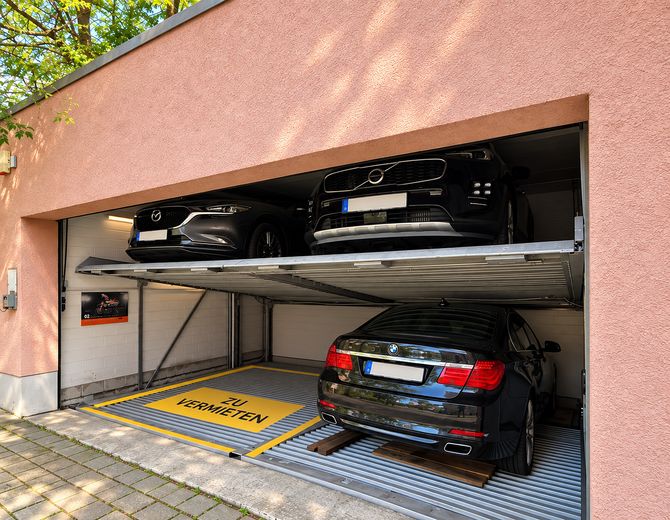 Disponible de inmediato. Plaza de garaje en Dresden-Löbtau. Emil-Ueberall-Straße 27 – 4fach-Garagenparksystem 