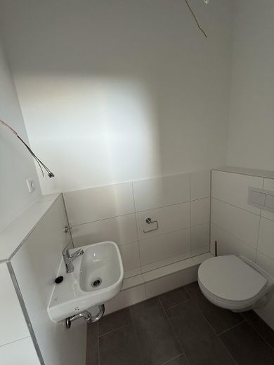 Erdgeschosswohnung - neu saniert! – Gäste WC