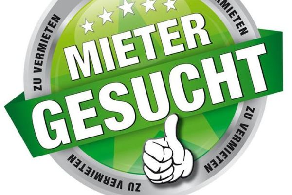 Frisch renovierte 3-Zimmer-Wohnung mit Balkon, Loggia & saniertem Bad im gepflegten Zweifamilienhaus