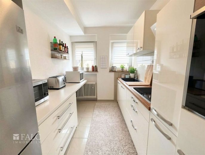 7-Familienhaus in Top-Lage von Leverkusen-Hitdorf - Voll vermietet &amp; über 5 % Rendite – Küche 1.OG