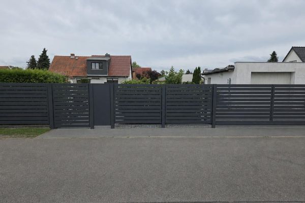 Sunny semi-detached house with a large plot