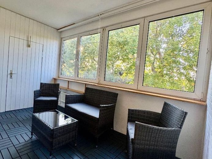 ..bezugsfertig.. Aufzug, mit Loggia, Schwimmbad, Sauna & Tiefgaragenstellplatz. – Foto 1