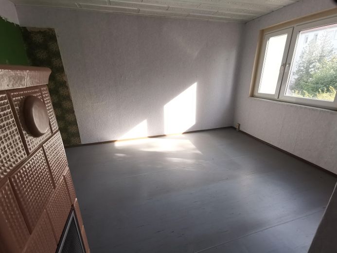 Von Privat: Mehrfamilienhaus mit 24WE in Gemeindekern von 02959 Schleife – Wohnung Beispiel