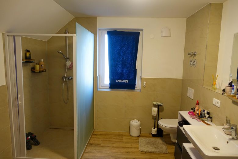 Bad mit Dusche