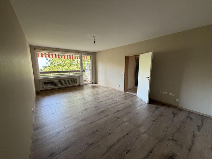 PROVISIONSFREIE 2-Zimmer-Wohnung vom Eigentümer mit Stellplatz u. EBK – Foto 7
