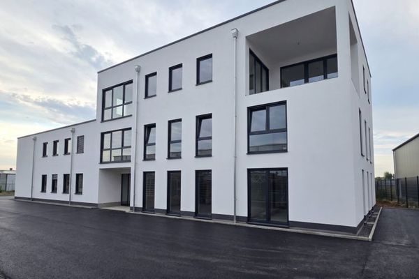 Büro 130 m² mit eigenem Hallenteil | Erdgeschoss | Neubau-Erstbezug Alfter (Bonn/Köln) | ab 08/2026