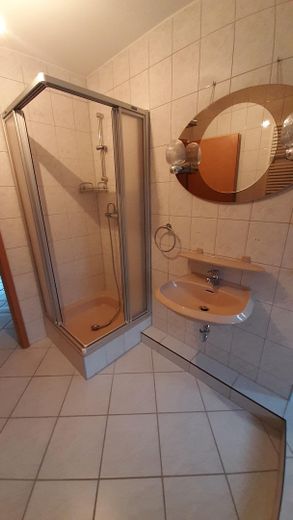 Dusche im Dachgeschoss