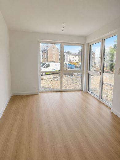NEUBAU : 40qm Studio-Apartment mit Balkon & XL Badezimmer – Foto 3