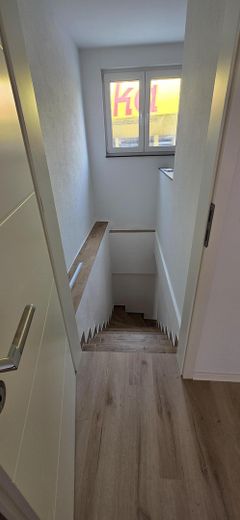 Hochwertige 3 Zimmer Wohnung mit Parkplatz – Foto 4