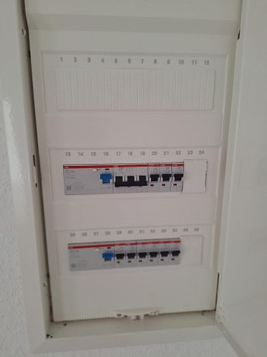 Erstbezug nach Renovierung - 3 Zimmer in Bad Nenndorf – neue Elektrik
