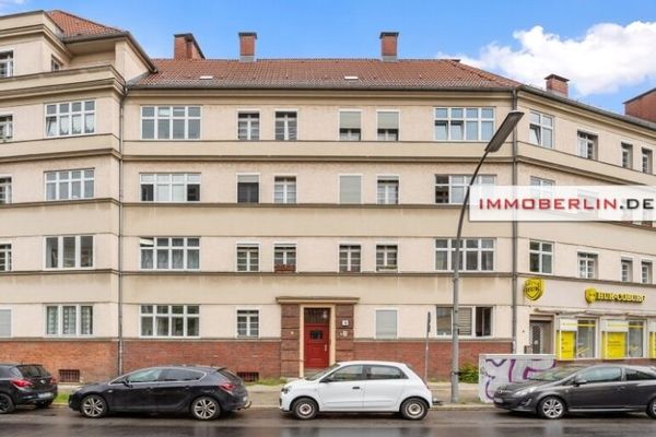 IMMOBERLIN.DE - Hübsche Wohnung mit verglaster Loggia in guter Lage