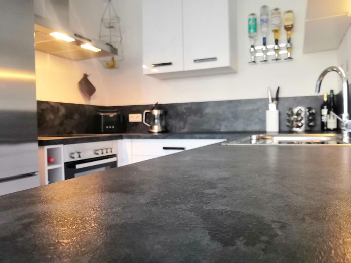 2,5 locali con vista sul bosco | Interessante investimento immobiliare – Küche