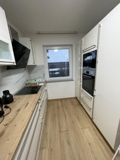 Exklusive Wohnung zur Miete mit Garten, Garage & Terrasse – Foto 3