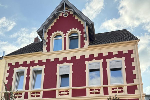 Casa plurifamiliare di 6 unità a Bad Lippspringe – senza provvigione con potenziale di sviluppo