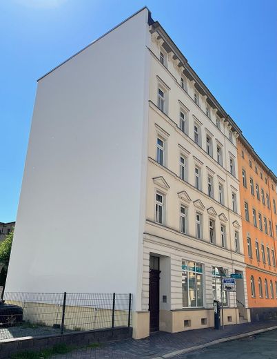 Hausansicht / neue Giebelwand