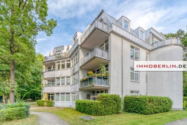 IMMOBERLIN.DE - Traumhafte Lage! Lichtdurchflutete Wohnung mit Südloggia & Lift