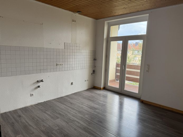 Bezugsfertige 2-Zimmer-Wohnung in Altenhagen – Wohnküche