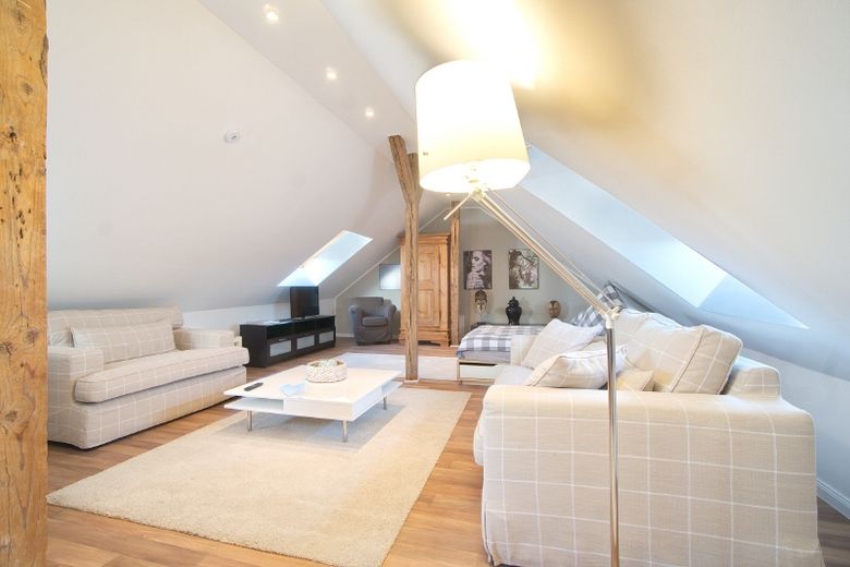 Top-Hotelalternative mit W-LAN: Charmante Maisonette in attraktiver, zentraler Lage Nähe Isenbergviertel – 8cee8f951b0b052e40627861924612f1a72c511f.jpg