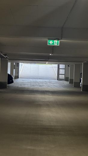 Tiefgarage in Barsbüttel – Tor mit Fernbedienung
