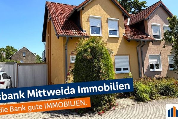 Zuhause mit Wohlfühlcharakter – Gepflegte Doppelhaushälfte mit Garage und Garten