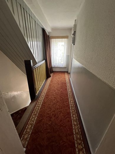 Affascinante casa unifamiliare con ampio terreno – Foto 11