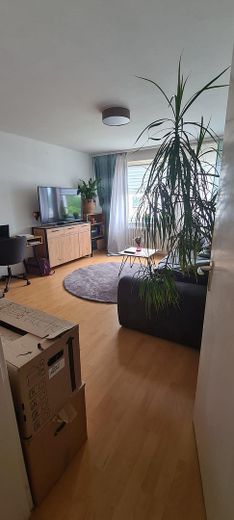 Світла 2-кімнатна квартира з кухнею в Salzgitter-Lebenstedt — вільна з 15.08. – Wohnzimmer Bild 3