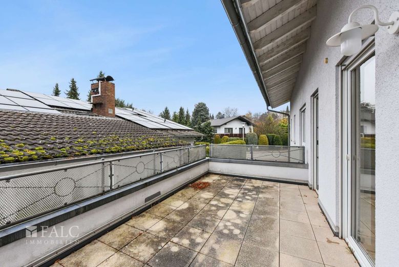 Moderne 3-Zimmerwohnung im Hochparterre in ruhiger Lage von Karlsruhe-Grünwettersbach – Terrasse nach Nordwesten