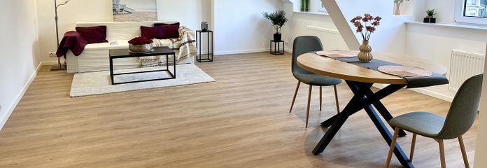 Wohnzimmer/ Essbereich 