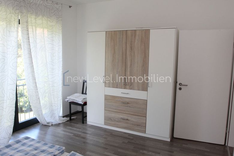 OG WHG1 Schlafzimmer (2)