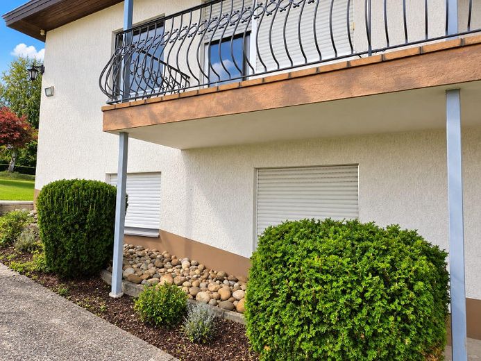Casa con vistas panorámicas y parcela de 1.213 m²: mucho espacio y potencial – Foto 4