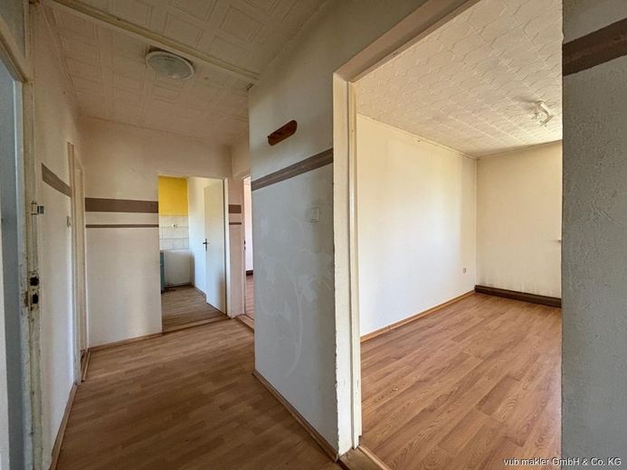 Mehrfamilienhaus mit 4 Einheiten - attraktives Sanierungsobjekt mit steuerlichen Vorteilen – VUB0002398-8