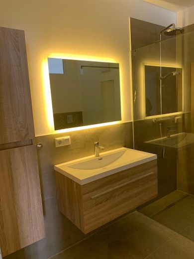 Esclusivo appartamento di 3 locali con ampia terrazza soleggiata e cucina componibile di alta qualità – Foto 8