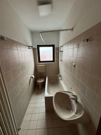 KAPITALANLAGE - MFH - Mehrgenerationenhaus - RENDITE - Gewerbemöglichkeiten mit Kühlräumen – 4 WE3 re 3ZKB (10)