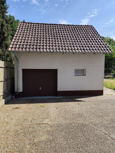 Ein/Zweifamilienhaus in Otterberg Bachlauf Garten – Foto 3