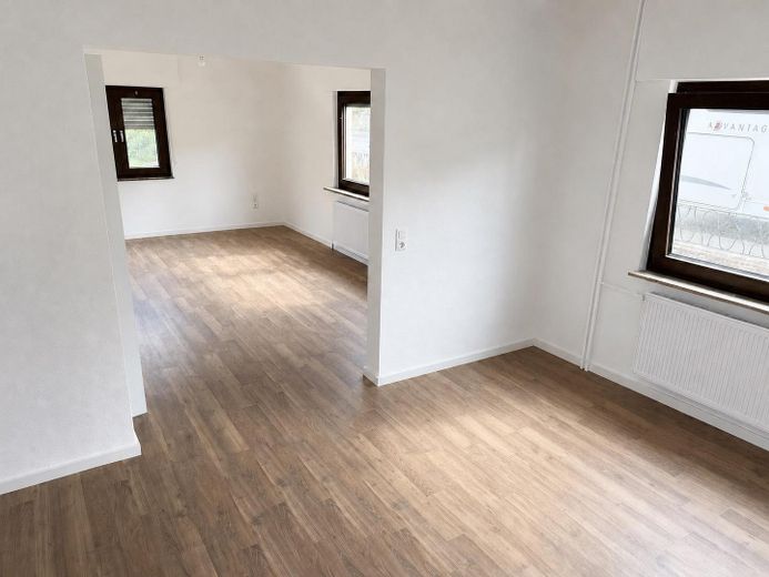Sanierte 3,5 Zimmer Wohnung mit Garten & Einbauküche in Haiger-Seelbach – Foto 1