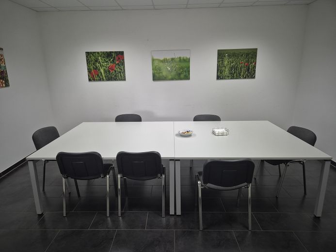 Halle sowie Büro- und Verwaltungsgebäude in Waltershausen – Foto 16