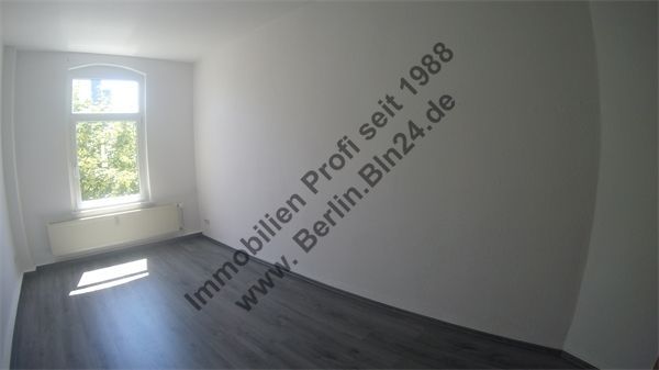 Mietwohnung günstiges Dachgeschoß -- 2er WG - ZweitBezug SüdBalkon – G0030149