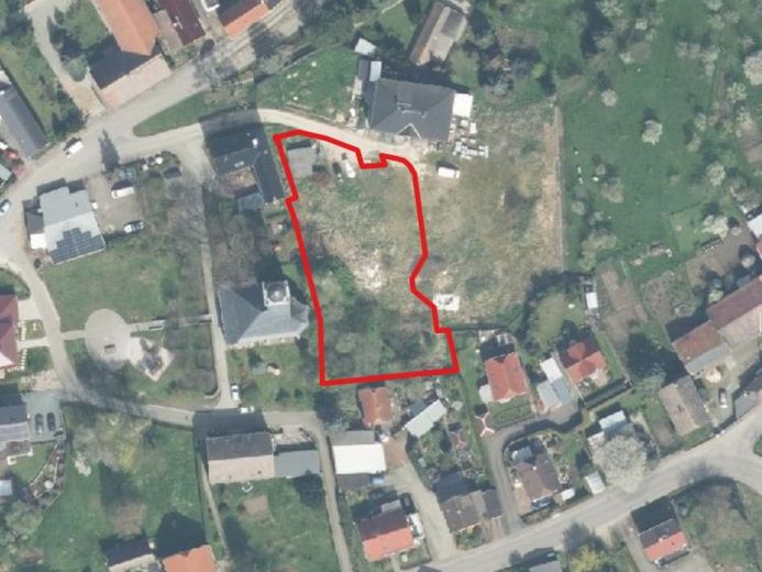 Baugrundstück für 1
bis zu 3 EFH zum Schnapperpreis – Foto 1