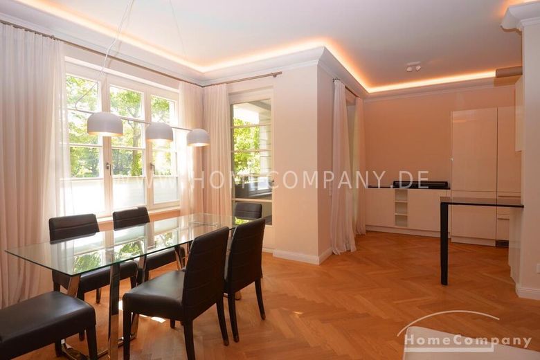 Prima occupazione - appartamento di lusso vicino a 
Ku´Damm con garage sotterraneo – 4cefca206b34de8c72db76ff22c37be17c8e6ac2.jpg