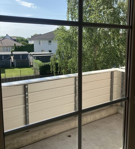 Freie Zweiraumwohnung Wismar Gartenstadt courtagefrei – Balkonaussicht