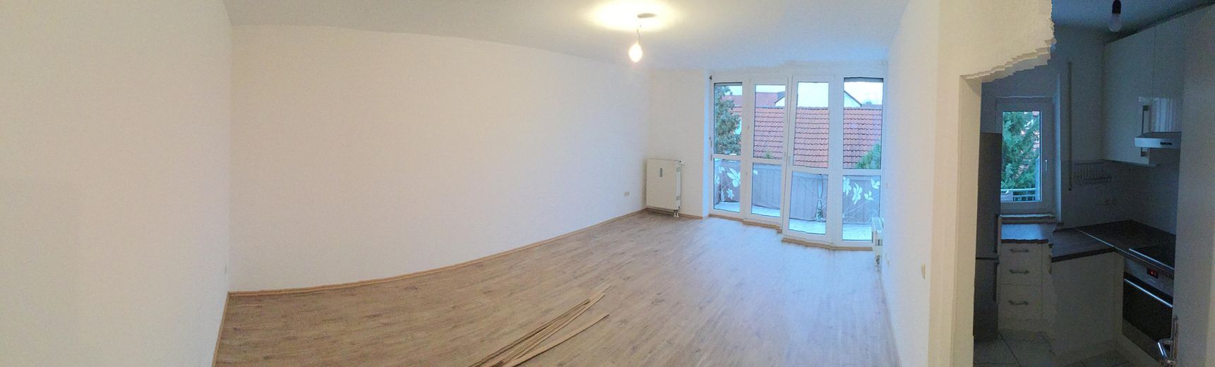 Wohnraum ohne Einrichtung