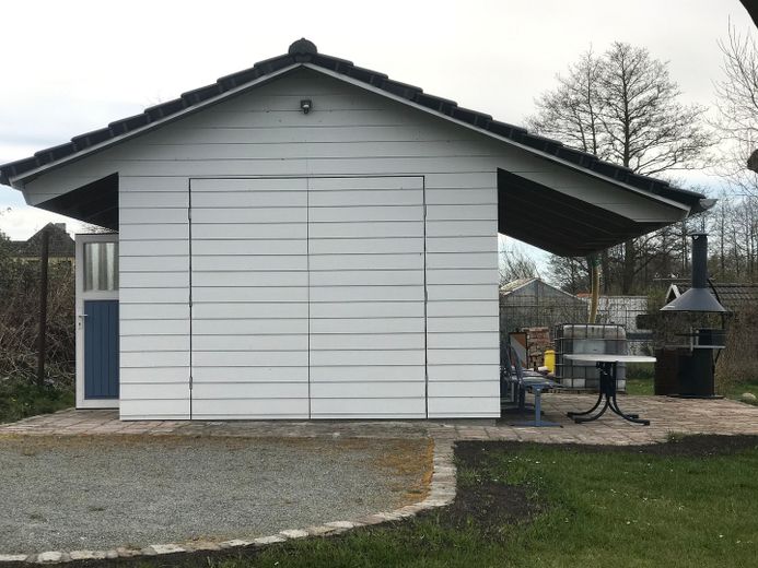 Ferieninvestment + Lebensperspektive + Land auf Rügen – Garage