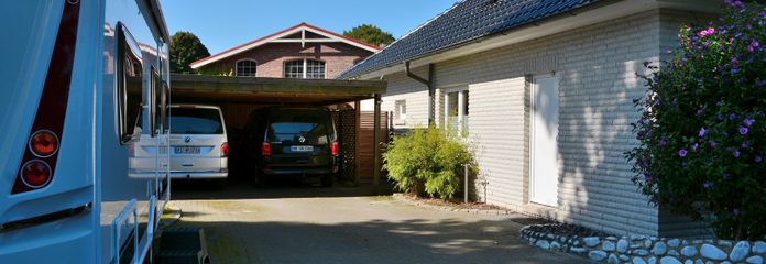 Carport / Parkplatz
