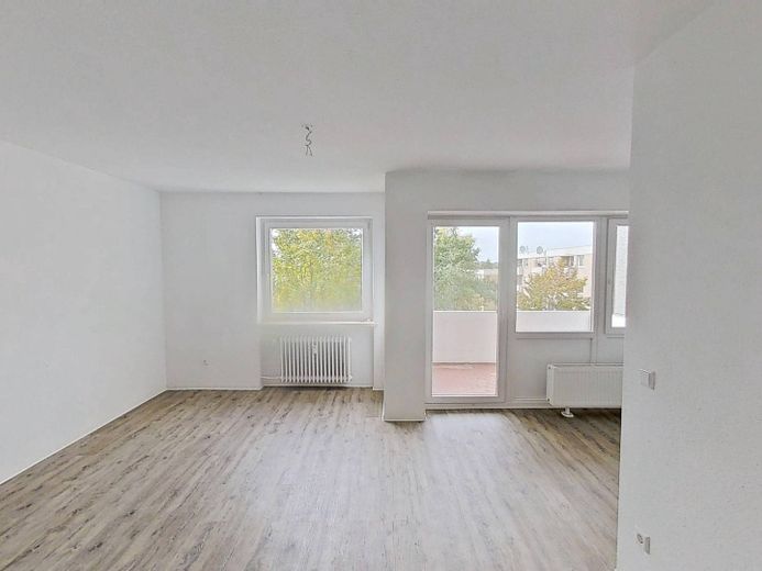 Apartamento individual bien distribuido con BALCÓN – Ansicht II: Wohn- und Schlafb…